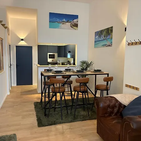 شقة Loft De La - A 30 M De La سان-كواي-بورتريو